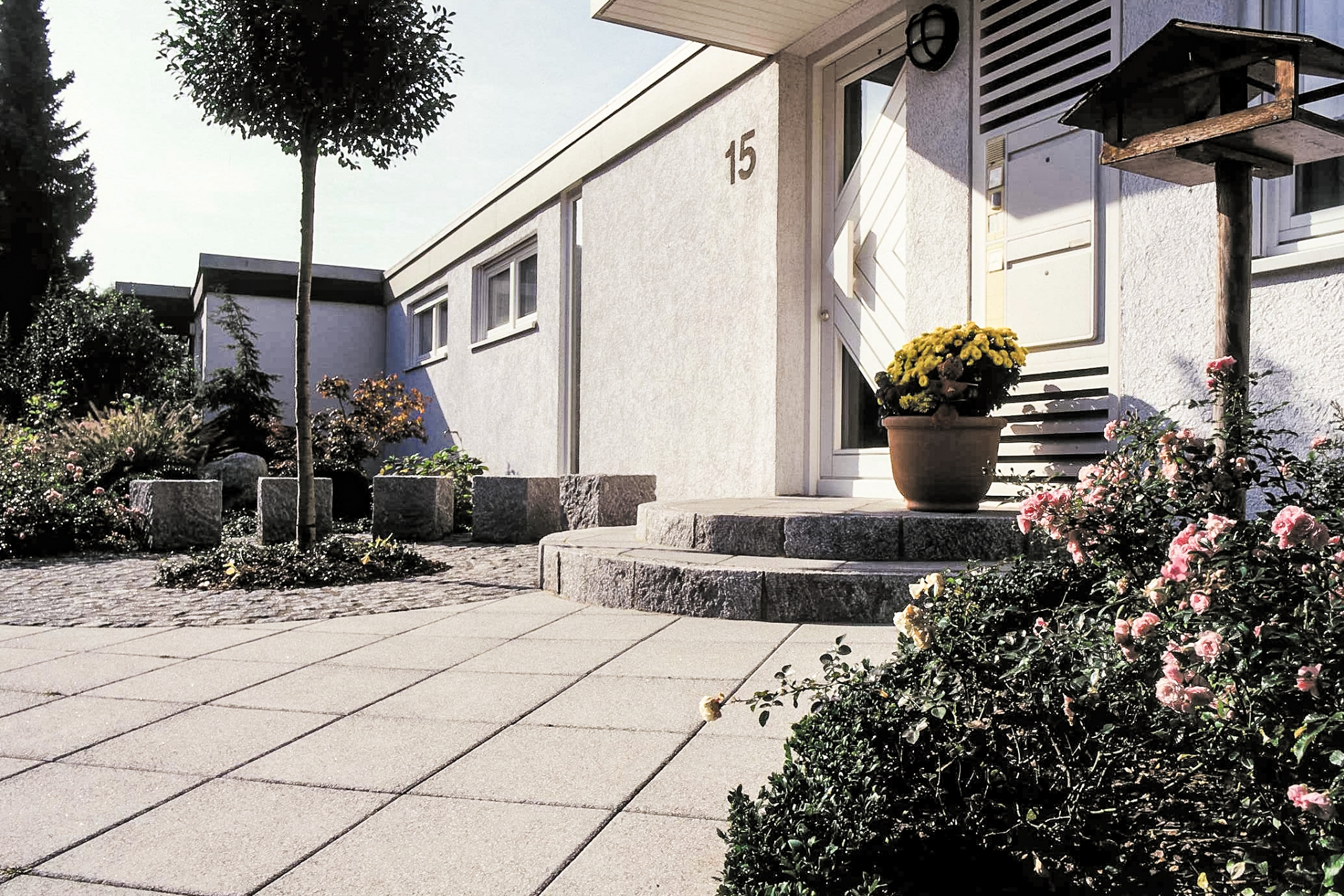 Eingangsbereich eines Flachdachhauses