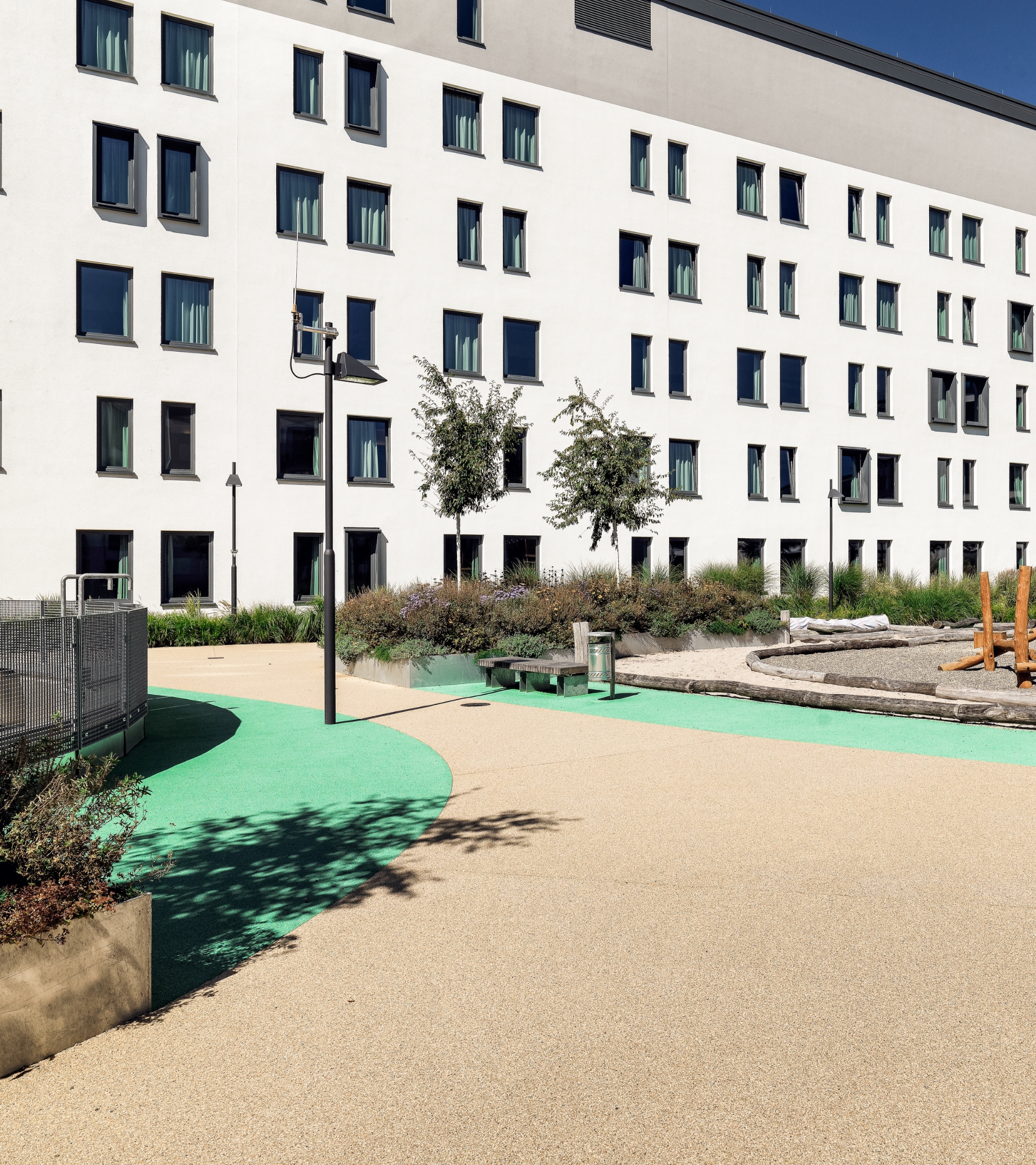 TerraWay® ökologisches, wasserdurchlässiges Bodenbelagsystem für Wege, Terrassen und Spielbereiche